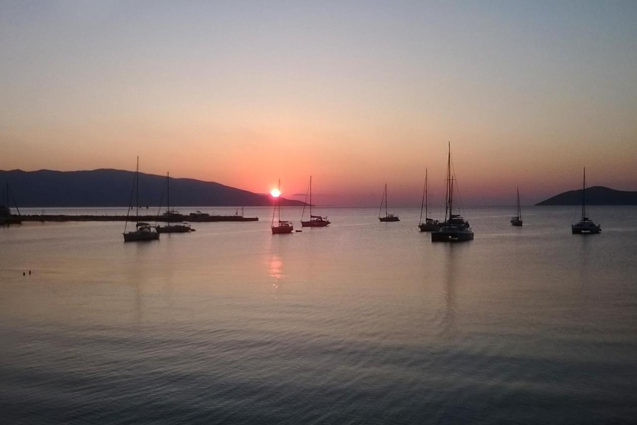 Sunrise Bay Apts * Agia Efimia