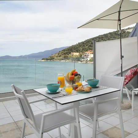 Sunrise Bay Apts Agia Efimia Zimmer foto